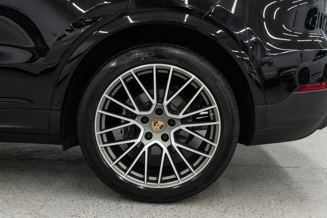 2023 Porsche Cayenne Platinum Edition - 23051387 - 36