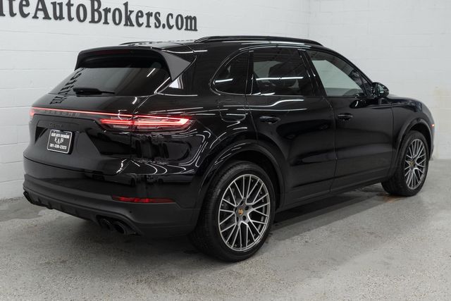 2023 Porsche Cayenne Platinum Edition - 23051387 - 39