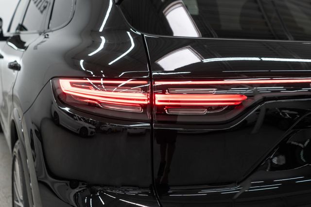 2023 Porsche Cayenne Platinum Edition - 23051387 - 46
