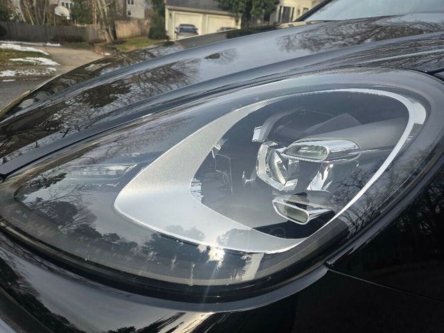 2023 Porsche Cayenne Platinum Edition - 22960787 - 23