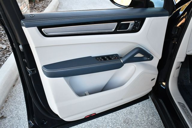 2023 Porsche Cayenne Platinum Edition AWD SUV W/Adaptive Cruise Control - 22973016 - 10