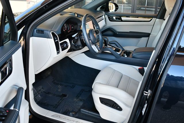 2023 Porsche Cayenne Platinum Edition AWD SUV W/Adaptive Cruise Control - 22973016 - 38