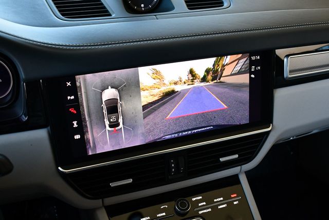 2023 Porsche Cayenne Platinum Edition AWD SUV W/Adaptive Cruise Control - 22973016 - 49