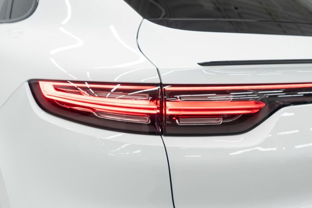 2023 Porsche Cayenne Platinum Edition Coupe - 22935167 - 40