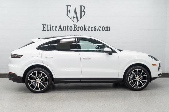 2023 Porsche Cayenne Platinum Edition Coupe - 22935167 - 4