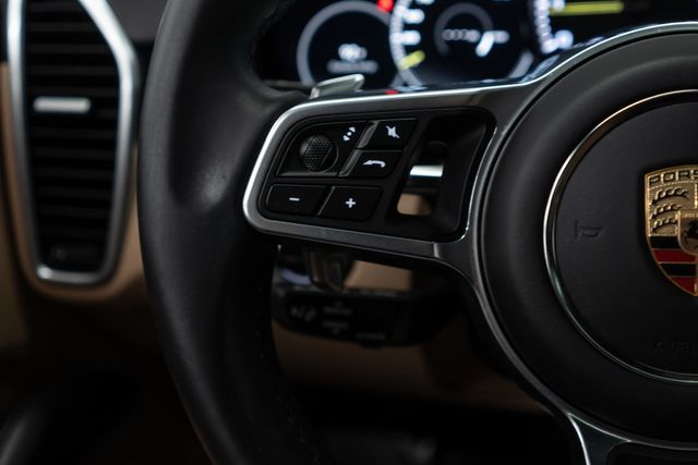 2023 Porsche Cayenne Platinum Edition Hybrid Coupe - 23048902 - 23