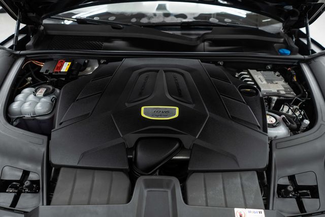 2023 Porsche Cayenne Platinum Edition Hybrid Coupe - 23048902 - 43