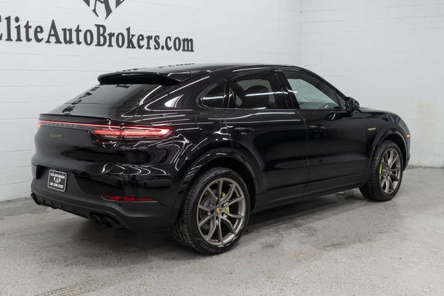 2023 Porsche Cayenne Platinum Edition Hybrid Coupe - 23048902 - 44