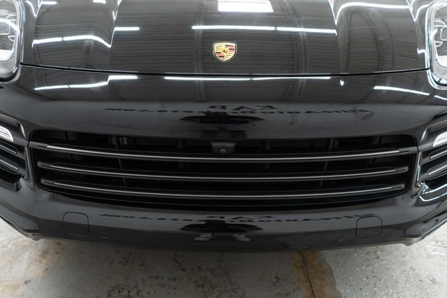 2023 Porsche Cayenne Platinum Edition Hybrid Coupe - 23048902 - 47