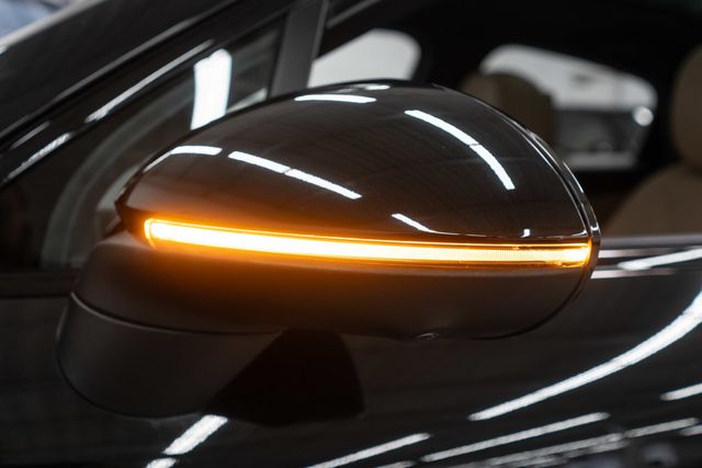 2023 Porsche Cayenne Platinum Edition Hybrid Coupe - 23048902 - 52