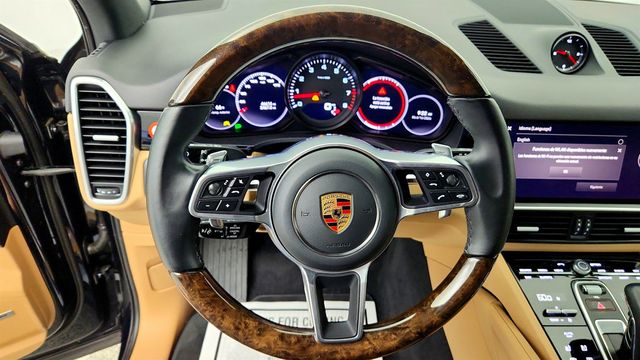 2023 Porsche Cayenne Platinum Edition w/ Premium Package Plus, ACC & Surround View - 23041425 - 13