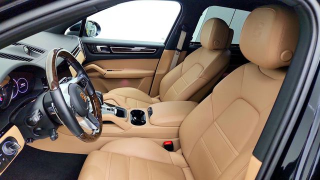 2023 Porsche Cayenne Platinum Edition w/ Premium Package Plus, ACC & Surround View - 23041425 - 20