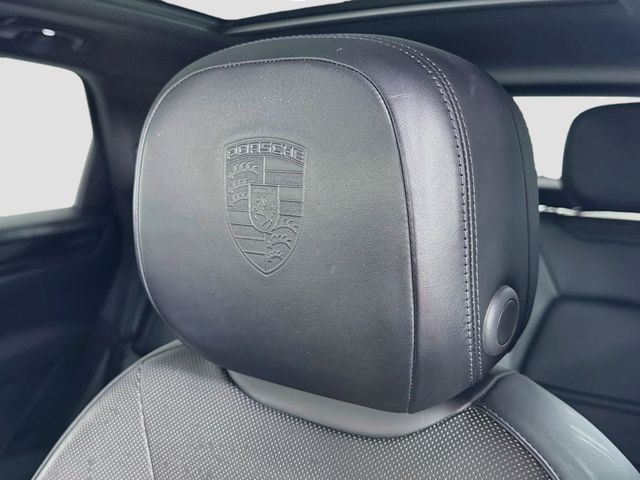 2023 Porsche Cayenne S - 23075764 - 12