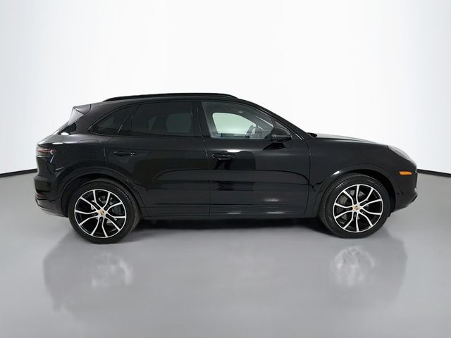2023 Porsche Cayenne S - 23075764 - 7