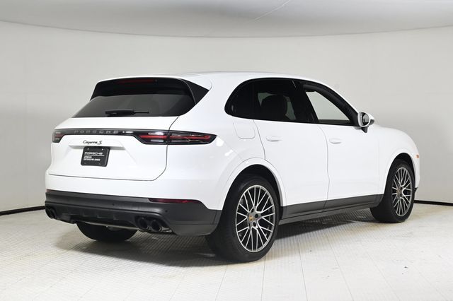 2023 Porsche Cayenne S Platinum Edition - 22956771 - 6