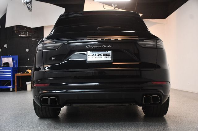 2023 Porsche Cayenne Turbo - 23101444 - 12