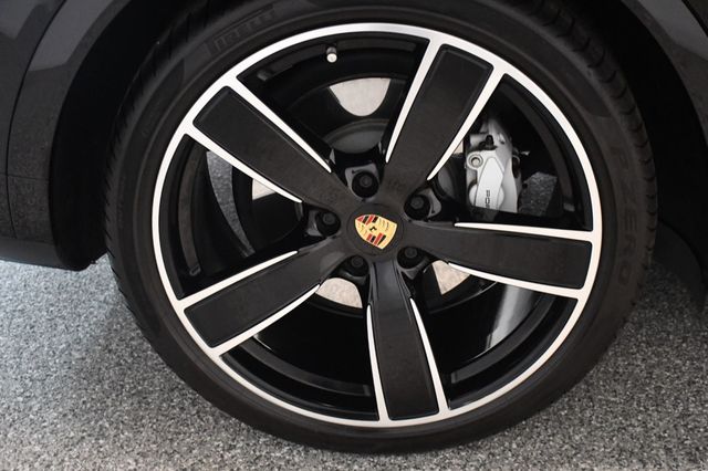 2023 Porsche Cayenne Turbo - 23101444 - 20