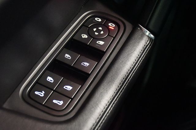 2023 Porsche Cayenne Turbo - 23101444 - 48