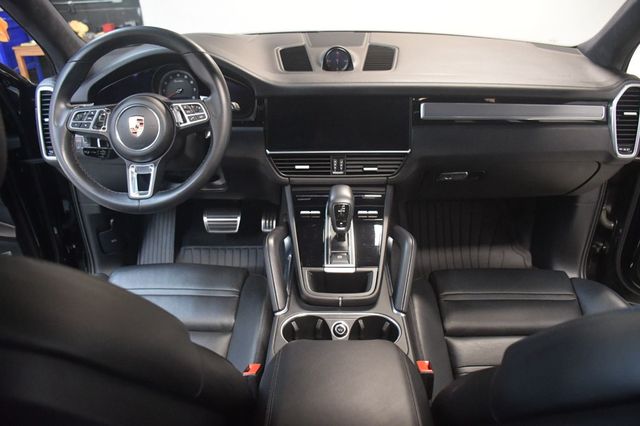 2023 Porsche Cayenne Turbo - 23101444 - 4