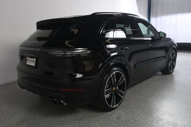 2023 Porsche Cayenne Turbo - 23101444 - 8