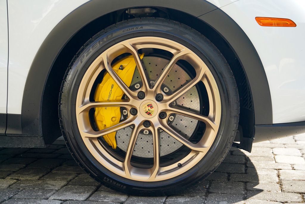 2023 Porsche Cayenne Turbo GT Coupe - 22991814 - 34