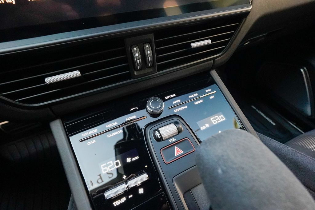 2023 Porsche Cayenne Turbo GT Coupe - 22991814 - 69