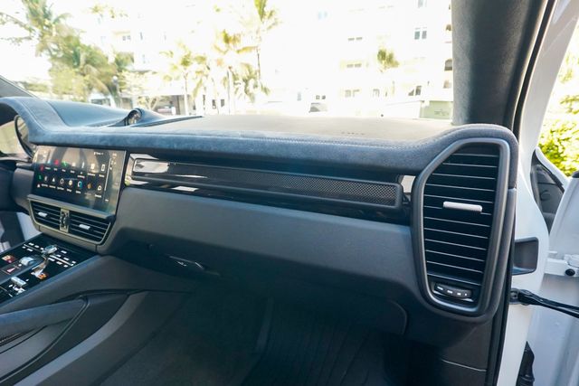 2023 Porsche Cayenne Turbo GT Coupe - 22991814 - 92