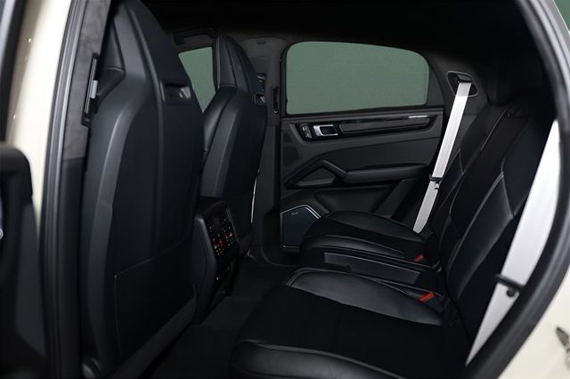 2023 Porsche Cayenne Turbo GT Coupe - 22980297 - 11
