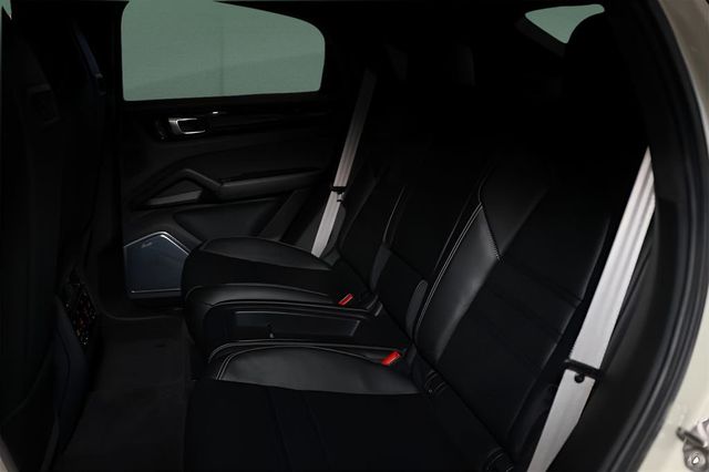 2023 Porsche Cayenne Turbo GT Coupe - 22980297 - 12