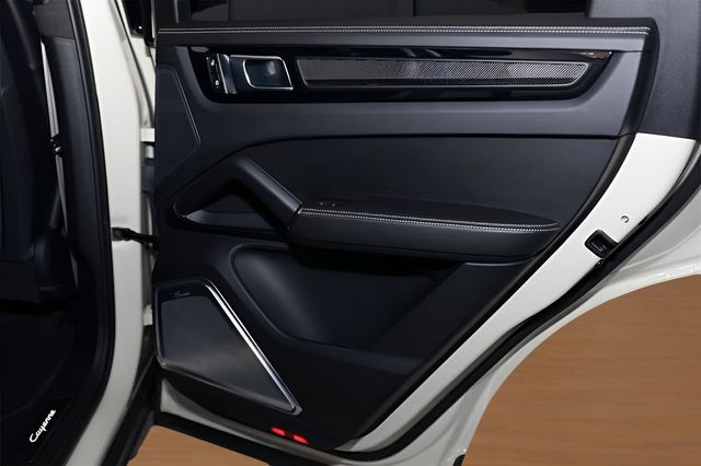 2023 Porsche Cayenne Turbo GT Coupe - 22980297 - 25