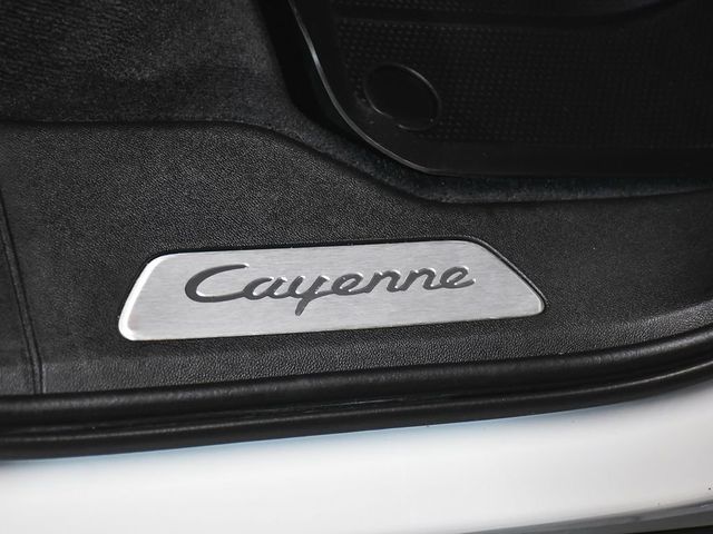2023 Porsche Cayenne Coupe Base - 23072470 - 12