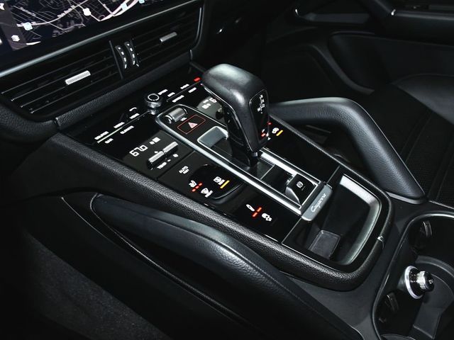2023 Porsche Cayenne Coupe Base - 23072470 - 41