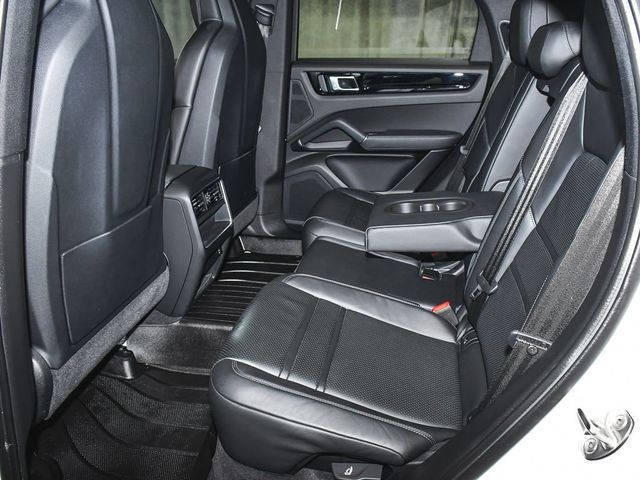 2023 Porsche Cayenne Coupe Base - 23072470 - 50