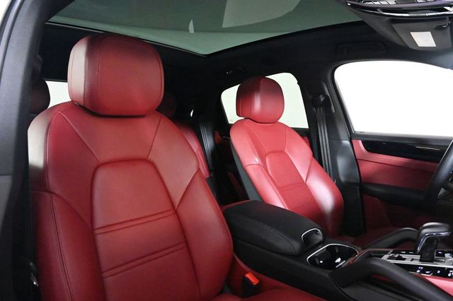 2023 Porsche Cayenne Coupe Coupe - 23020287 - 17