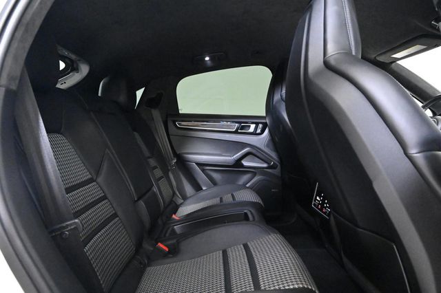 2023 Porsche Cayenne Coupe GTS - 22987909 - 18