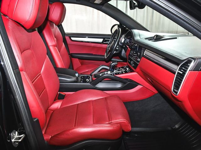 2023 Porsche Cayenne Coupe Platinum Edition - 23041614 - 54