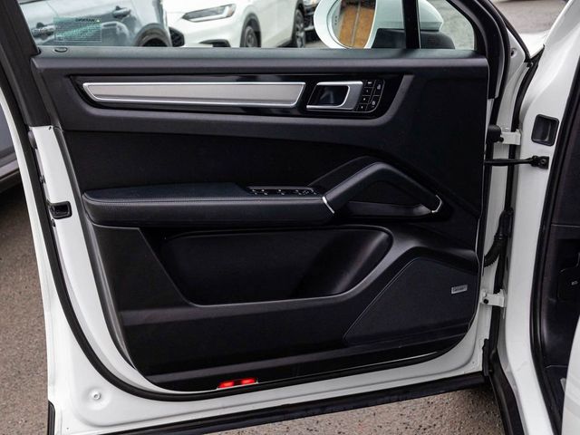 2023 Porsche Cayenne Coupe Platinum Edition - 23078021 - 10
