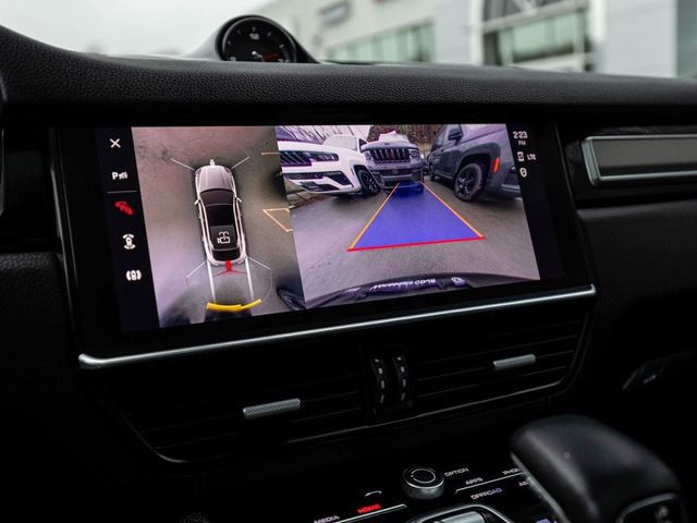 2023 Porsche Cayenne Coupe Platinum Edition - 23078021 - 19