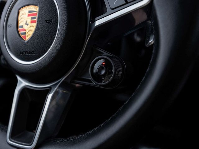 2023 Porsche Cayenne Coupe Platinum Edition - 23078021 - 24
