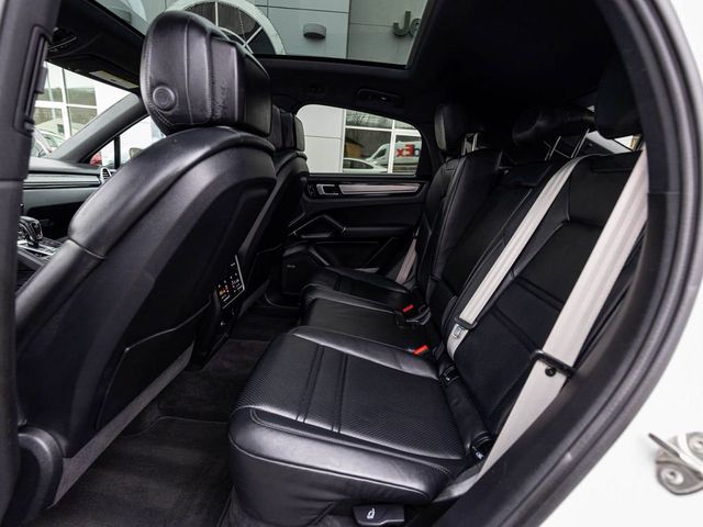 2023 Porsche Cayenne Coupe Platinum Edition - 23078021 - 29