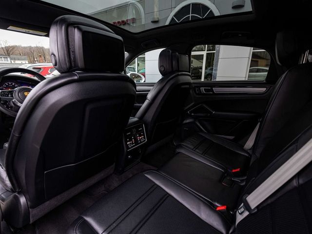 2023 Porsche Cayenne Coupe Platinum Edition - 23078021 - 30