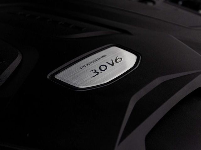 2023 Porsche Cayenne Coupe Platinum Edition - 23078021 - 40