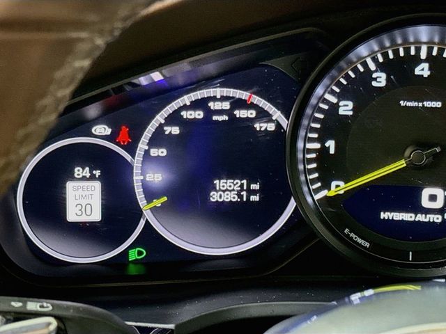 2023 Porsche Cayenne E-Hybrid Platinum Edition - 23075648 - 13