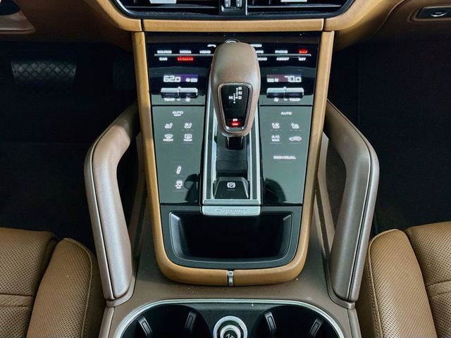 2023 Porsche Cayenne E-Hybrid Platinum Edition - 23075648 - 15