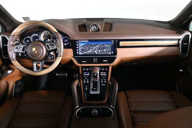 2023 Porsche Cayenne E-Hybrid Turbo S - 23022155 - 10