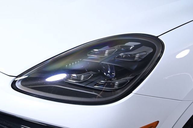 2023 Porsche Cayenne E-Hybrid Turbo S - 23022155 - 26