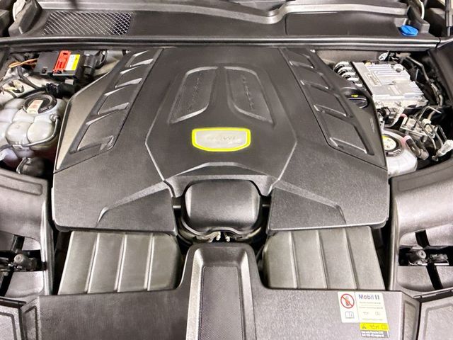 2023 Porsche Cayenne E-Hybrid Turbo S - 23043240 - 29