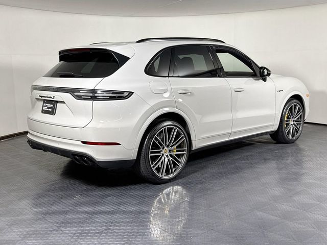 2023 Porsche Cayenne E-Hybrid Turbo S - 23043240 - 6