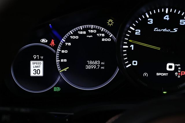 2023 Porsche Cayenne E-Hybrid Coupe Turbo S - 22922694 - 13