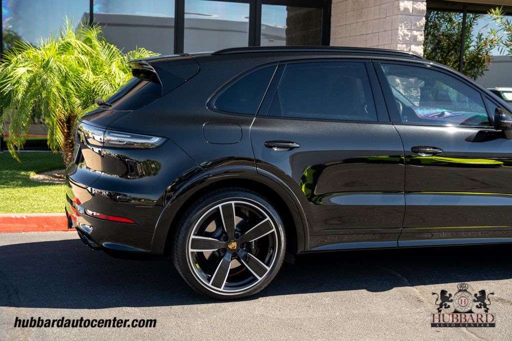 2023 Porsche Cayenne Turbo  - 23042558 - 30